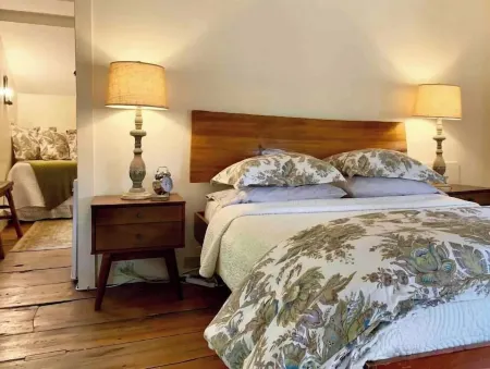 Elm Suite with a Private Bathroom in front of Smith College Quadrangle