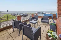 Host & Stay | Sunset View - Homestays