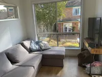 Adorable 2bdrm guesthouse with pool access - No smoking