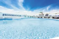 Rose Hotel Yokohama - Pools