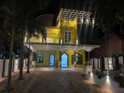 Hotel Jay R