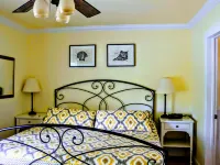 Villa Venezia Hotels near Las Olas