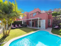 Villa in Maspalomas with Heated Pool & Golf Views - Villas