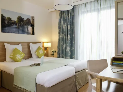 Aparthotel Adagio Paris Vincennes - Parkplatz