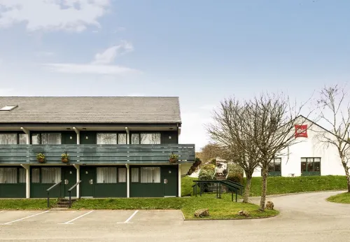 Ibis Plymouth Hotels in Sparkwell