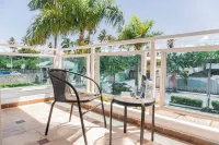 Hotel Checkin El Cortecito