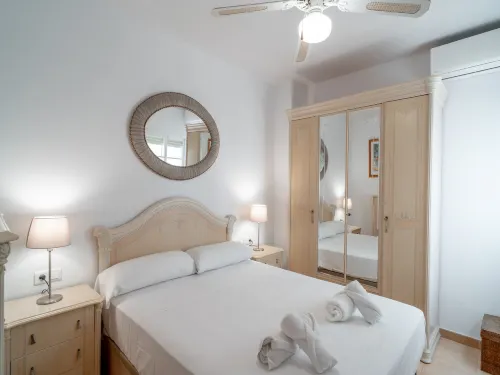 Apartment in Nerja near Torrecilla Beach - جاكوزي