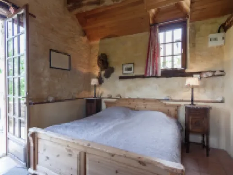 Charming Estate Dordogne with Pool