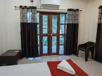 Sidhivinayak Resort Devbag Sangam Beach