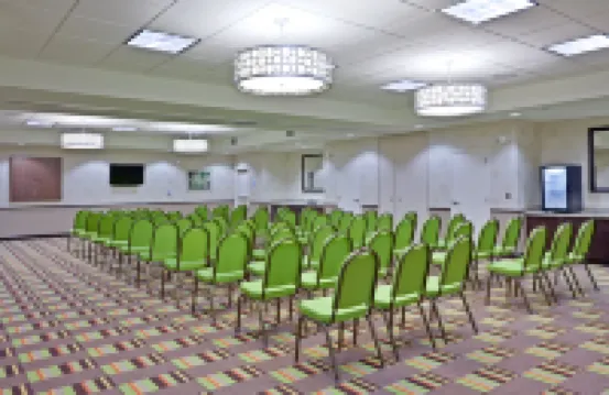 Holiday Inn Express & Suites HAYS by IHG