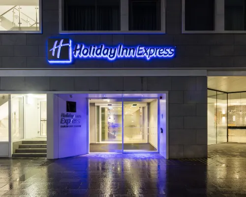 Holiday Inn Express DUBLIN CITY CENTRE by IHG Hotéis em Dublin