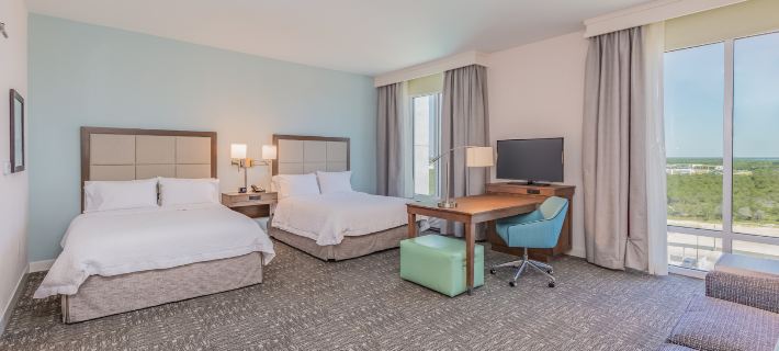 Hampton Inn and Suites Panama City Beach/Beachfront Hotels in Bay County