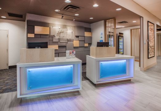 홀리데이 인 익스프레스 & 스위트 - 새너제이 에어포트