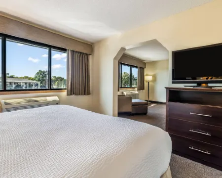 Baymont by Wyndham Bloomington MSP Airport Hotels in Richfield