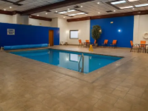 美國斯戴套房酒店 温泉村酒店