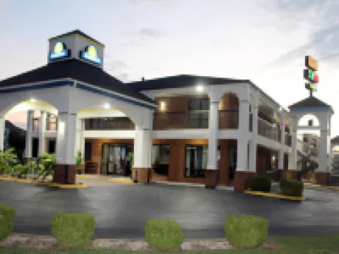 Days Inn by Wyndham Franklin Hotels in Simpson County