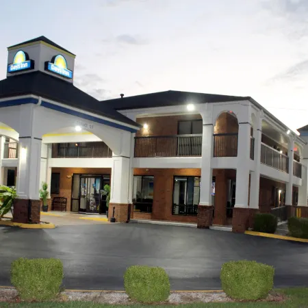 Days Inn by Wyndham Franklin