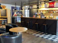 Ibis Saint-Omer Centre - bar