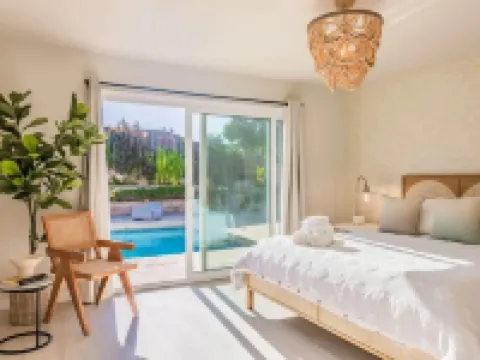 @ Marbella Lane - Vibrant & Chic Designer Home Hoteles en Fullerton