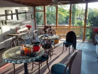 Home Sweet Home Bed & Breakfast Hotels in Paris