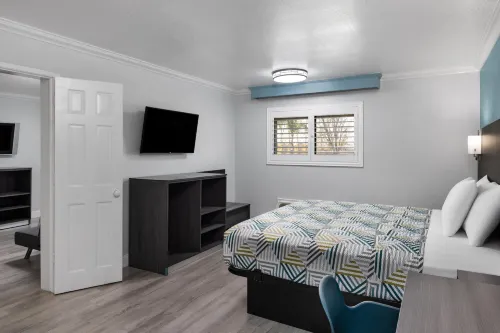 Travelodge by Wyndham Lemoore Near Naval Air Station Hotel di Lemoore