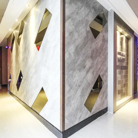 Daegu Seongseo Hotel IF Отели рядом с достопримечательностью «Станция метро Daegu»