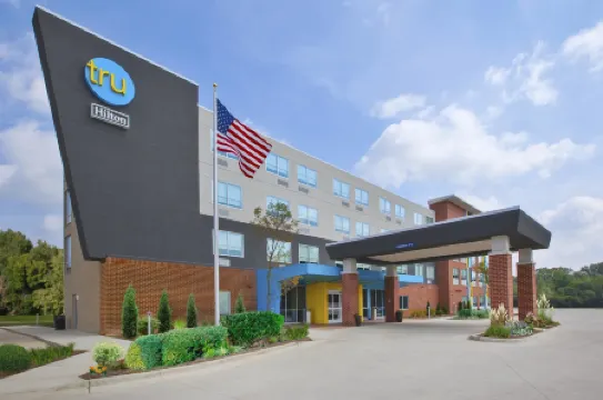 Tru by Hilton Jackson, MI