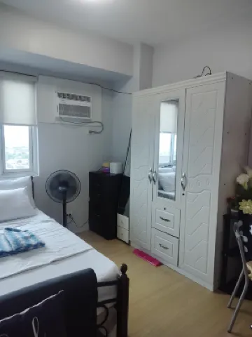 Luxurious City Lights View Condo for Rent in Quezon City