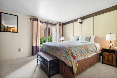 Relaxing, Well Furnished Condo - Creekside #29