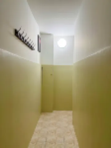 Gare du Midi for 3-4 people