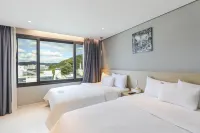 Andong Case Hotel - С бассейном