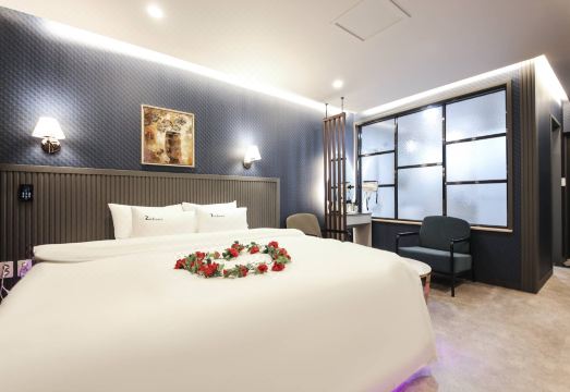 금산 자바라 편의 시설