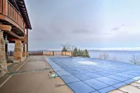 The Barn House: Caldwell Mtn Retreat w/ Hot Tub! - Kæledyr tilladt