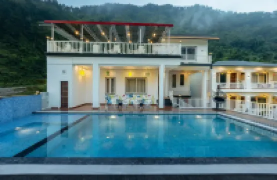 Zostel Plus Rishikesh, Mohanchatti