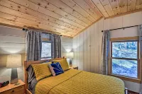Hiking Trails on-Site Cozy Falls Brook Cabin