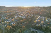 Rustic Shore Cabin Stay for 6