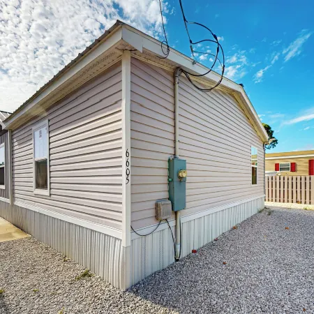 3BR Canal-front Home w/ Wifi & Boat Dock