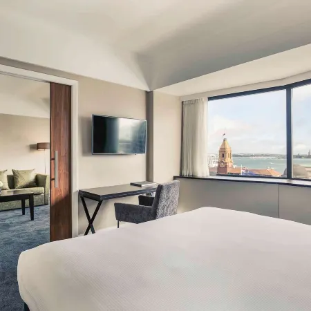 Mövenpick Hotel Auckland Отели рядом с достопримечательностью «Квин стрит»