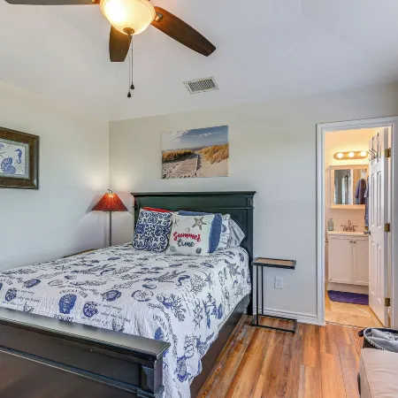Steps to Surfside Beach with Easy Ramp Access!