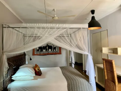 Africa House Malawi Отели рядом с достопримечательностью «Парк Хавила»