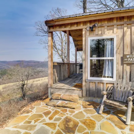 Peaceful Mountain Air Getaway w/ Fire Pit!