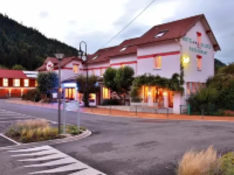 Logis Hôtel & Restaurant des Lacs