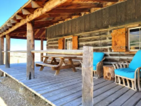 Iconic Log Cabin At The Yellowstone River Ranch