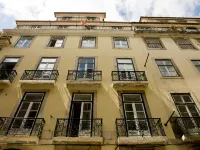 Páteo Saudade Lofts Hotels near Arco da Rua Augusta