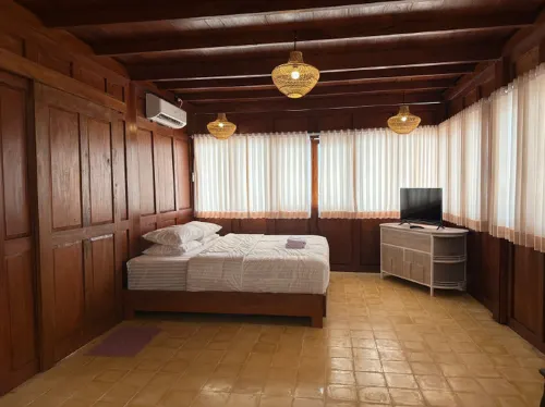 Domah Afi Villa Dlingo