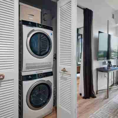 Downtown 1BR w/ Gym near Harvard Others