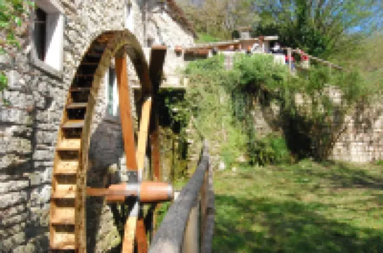 Il Mulino dei Veraghi the Mill at the Falls