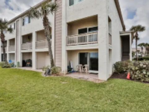 Oceanfront Townhouse With Shared Pools, Ocean View, Wifi, W/d, and Central AC 克雷森特海灘酒店