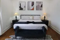 The Luxe High Roller! 2 bed apt in Metropolis near Harrah's Casino! Pet friendly