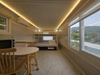 Gimhae le Monde Caravan - Pools